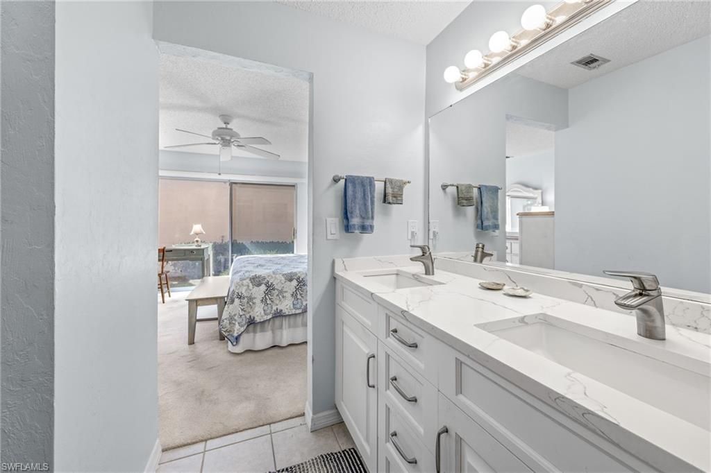 6486 Royal Woods Dr, Fort Myers, FL 33908 Photo