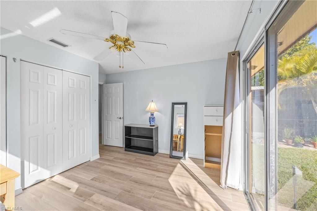 6486 Royal Woods Dr, Fort Myers, FL 33908 Photo