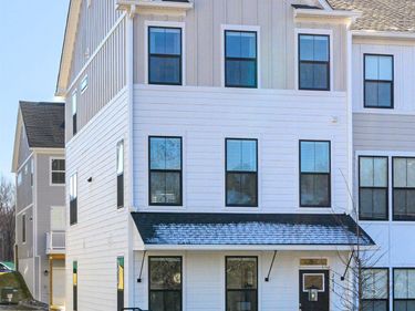 2834 SWEETBAY ST, CHARLOTTESVILLE, VA 22902