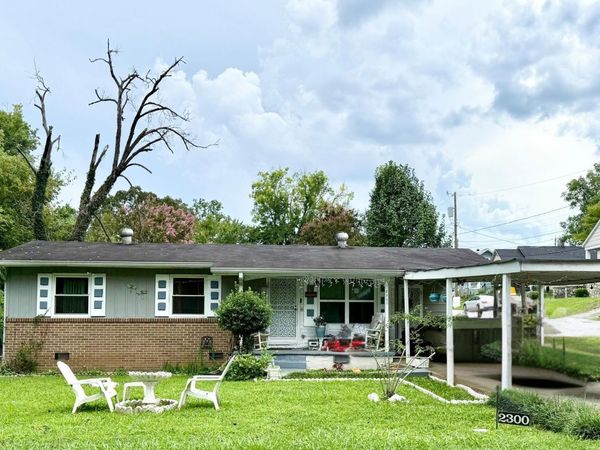 2300 Olive Street , Chattanooga, TN 37406