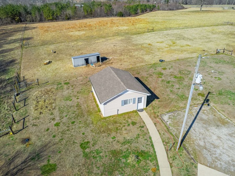 Property Image 100