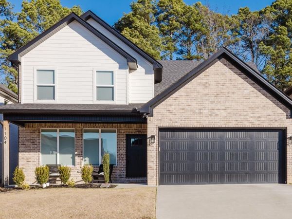 1104 Grand Teton Dr, Benton, AR 72019