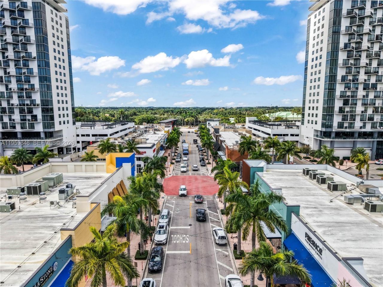 8362 NW 52nd Ter, Doral, FL 33166 Photo