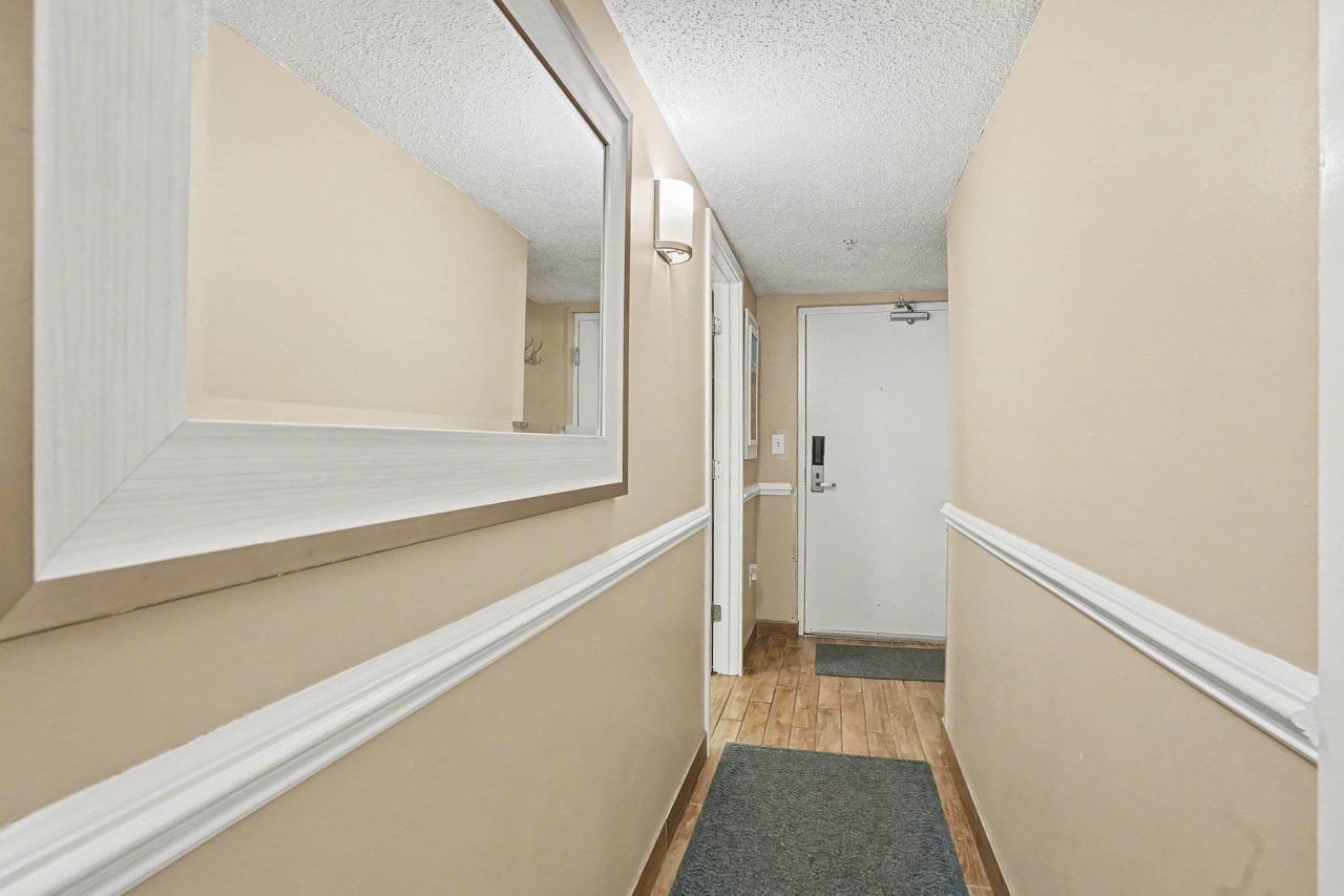 201 77th Ave. N Photo 20