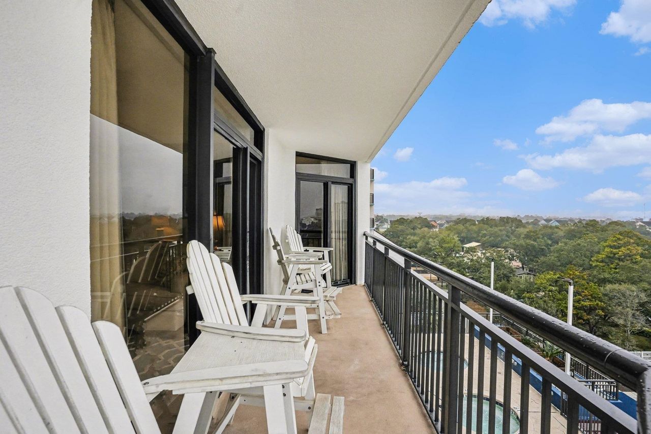 201 77th Ave. N Photo 21