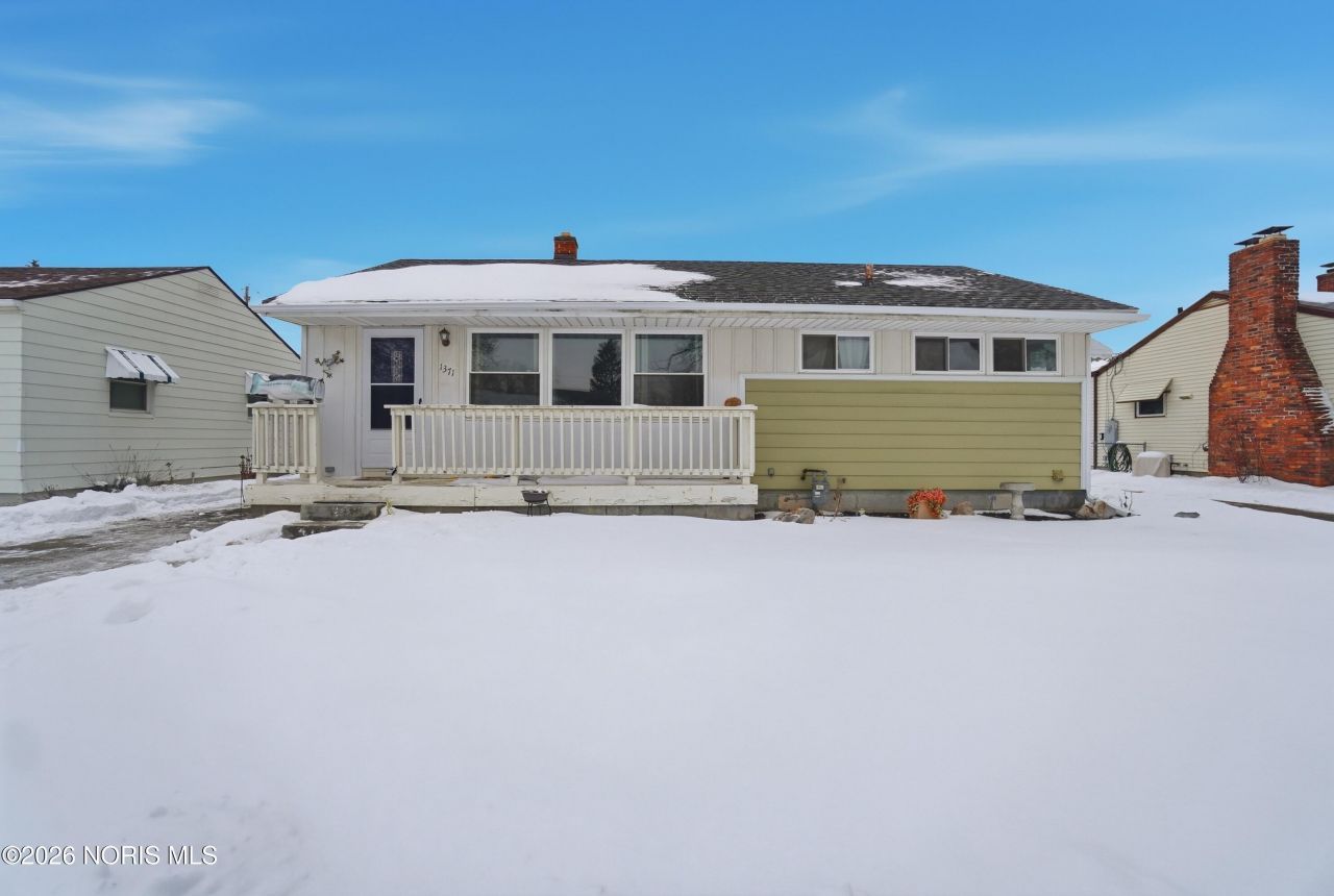 1371 Junior Drive, Maumee, OH 43537 Main Photo