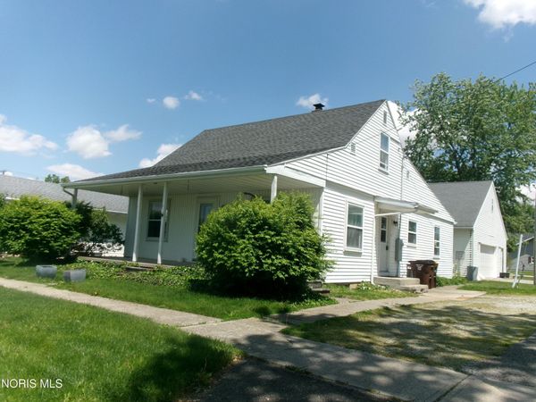 238 N Ohio Avenue, Ottawa, OH 45875