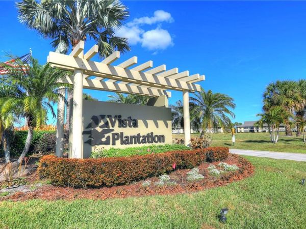 6 Plantation Drive, Unit 102, Vero Beach, FL 32966