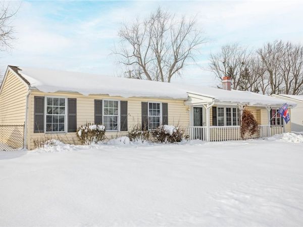 54 Alys Drive E, Depew, NY 14043
