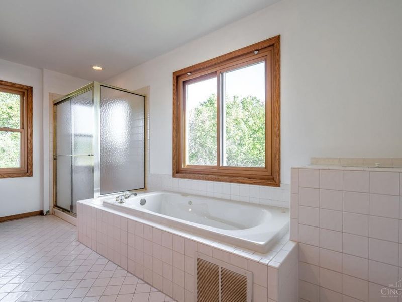 7977 Quail Meadow Lane, West Chester, OH 45069 Photo 31