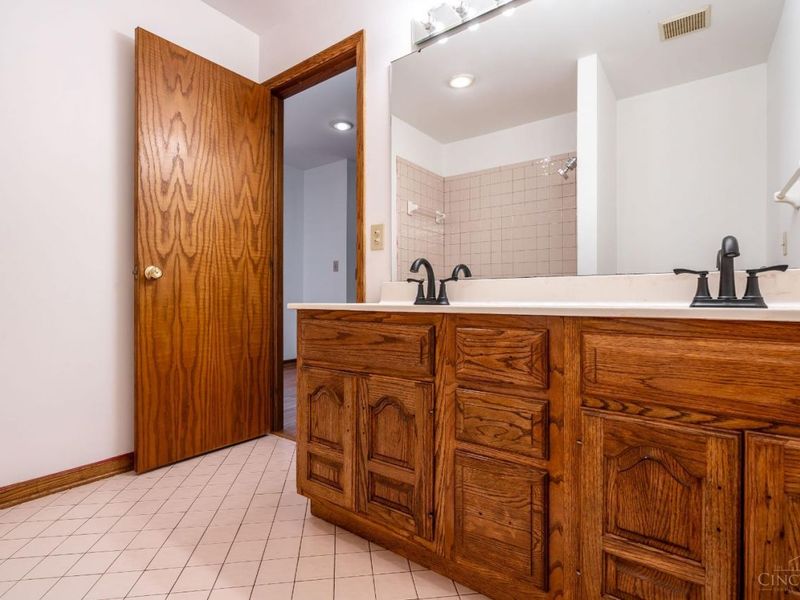 7977 Quail Meadow Lane, West Chester, OH 45069 Photo 42