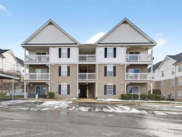 6200 Spring Creek Lane, Unit 6000, O'Fallon, MO 63368