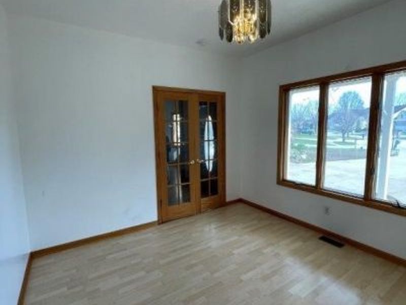 20 Marko Lane, Brooklyn Heights, OH 44131 Photo 5