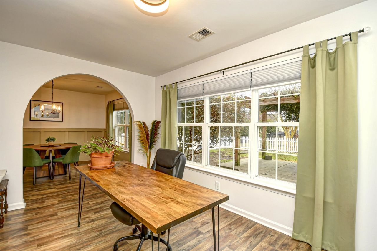 2089 Haystack Way Photo 15