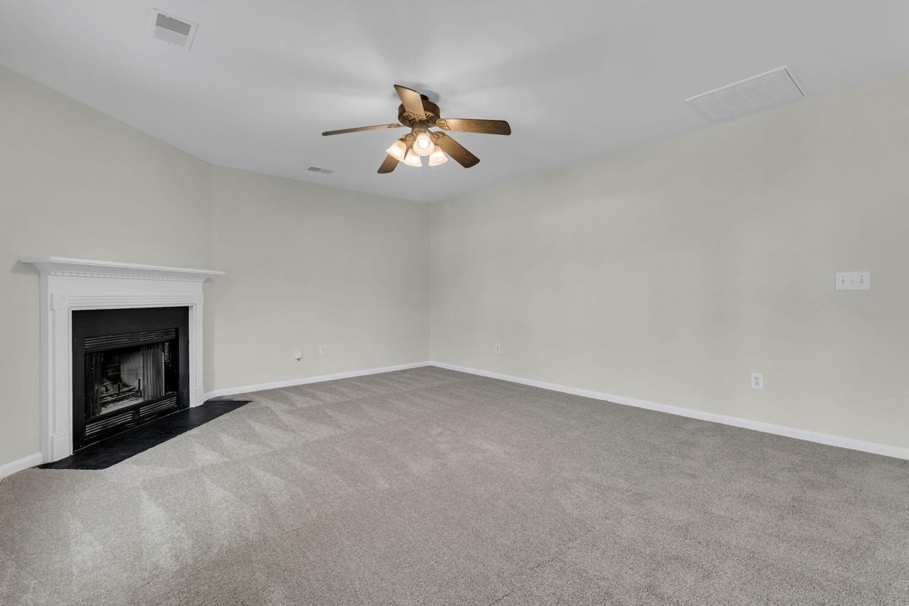 101 Wood Side Drive Photo 16