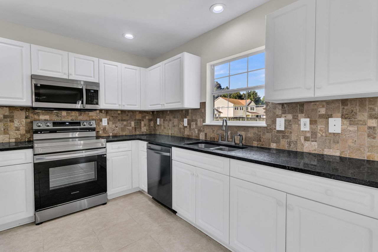 101 Wood Side Drive Photo 20