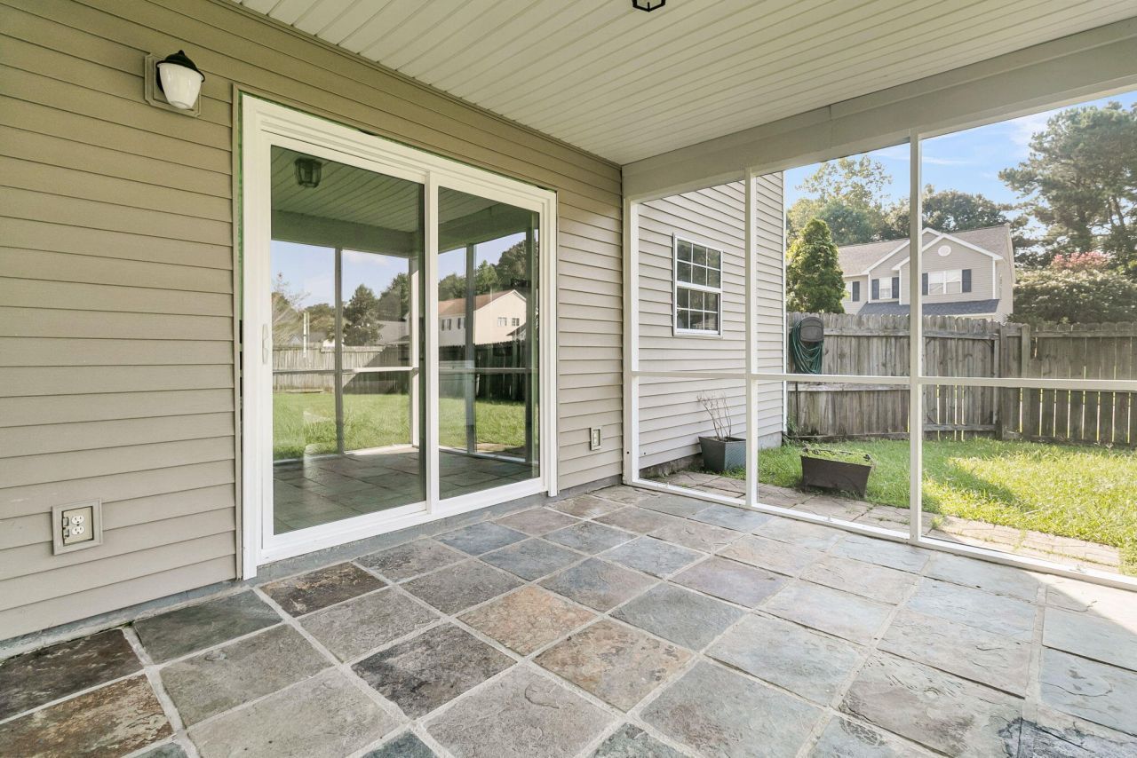 101 Wood Side Drive Photo 40