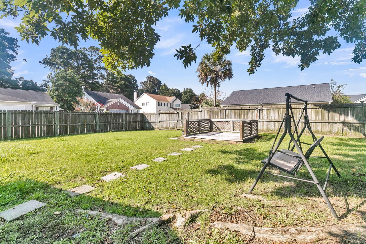 101 Wood Side Drive Photo 42