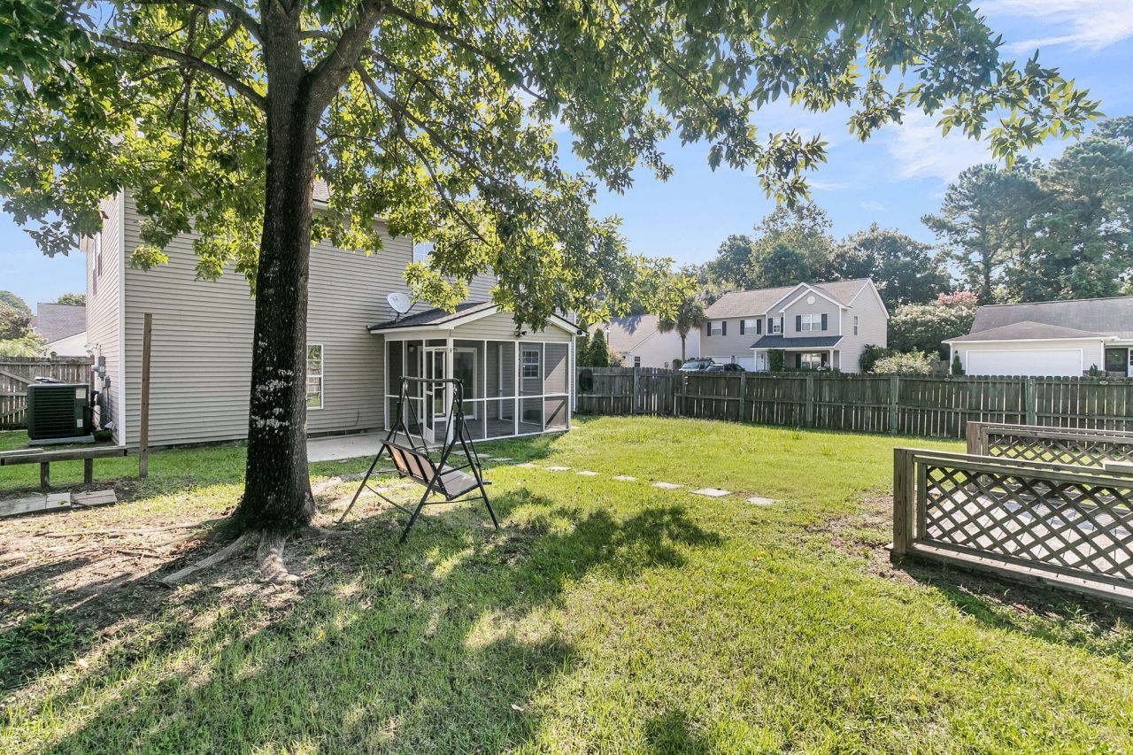 101 Wood Side Drive Photo 44