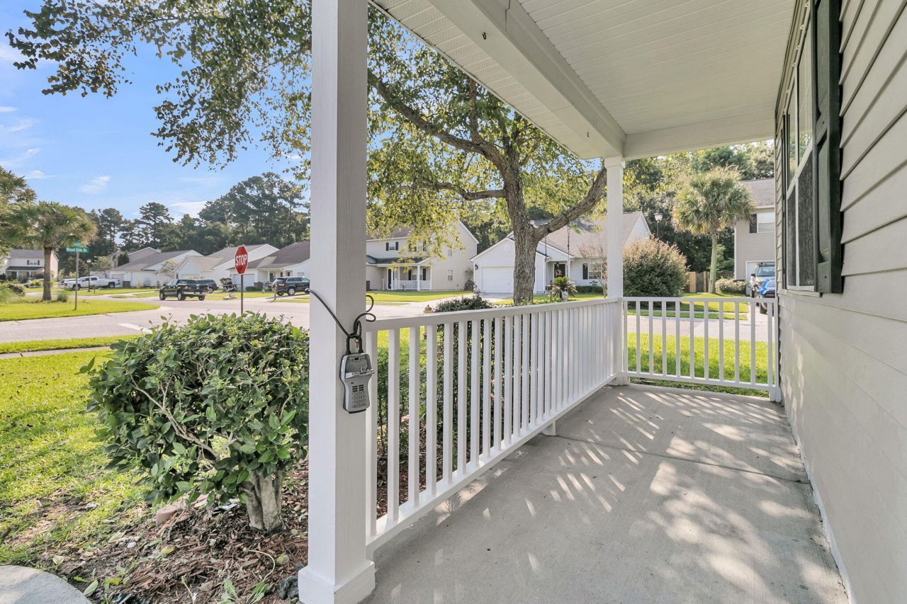 101 Wood Side Drive Photo 6