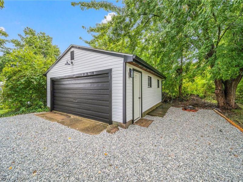 116 Chardon Avenue, Chardon, OH 44024 Photo 33