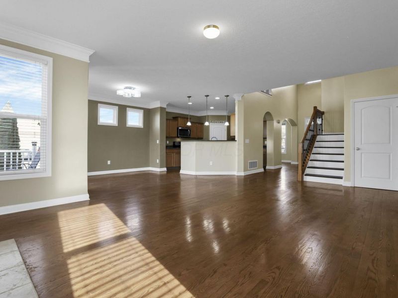 8863 Olenbrook Drive, Lewis Center, OH 43035 Photo 13