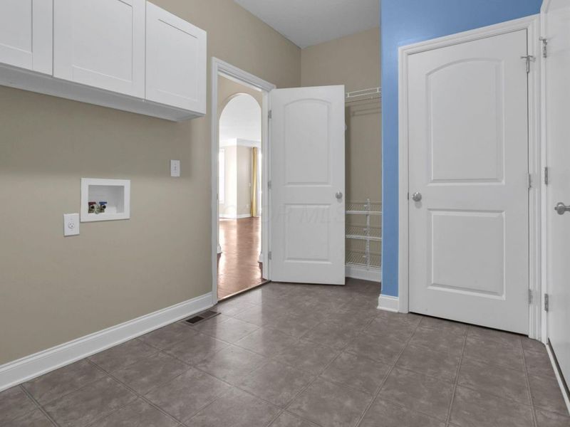 8863 Olenbrook Drive, Lewis Center, OH 43035 Photo 35