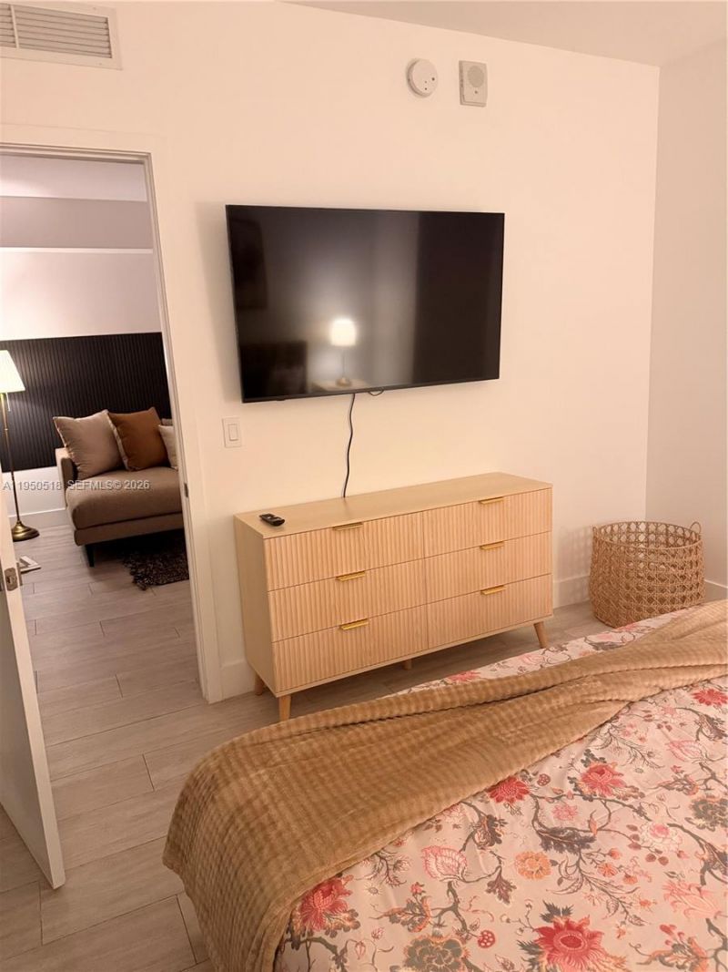 121 NE 34th St, Unit 2806A, Miami, FL 33137 Photo