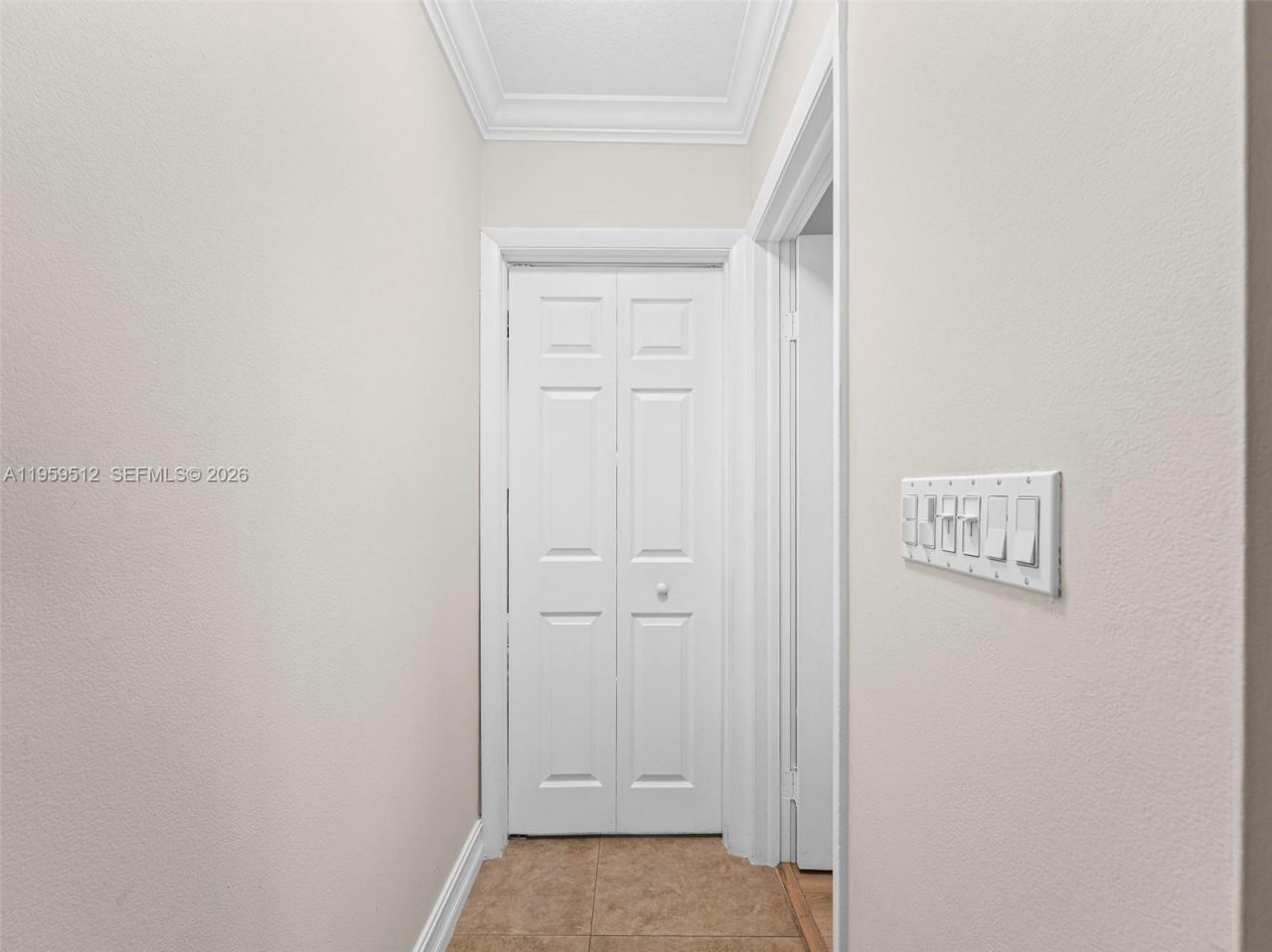 951 SW 124th Ct, Miami, FL 33184 Photo