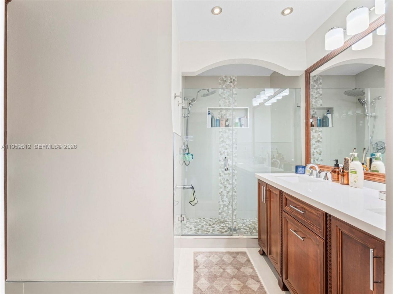 951 SW 124th Ct, Miami, FL 33184 Photo