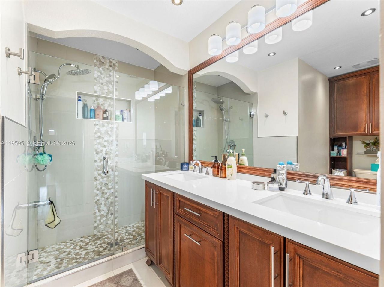 951 SW 124th Ct, Miami, FL 33184 Photo