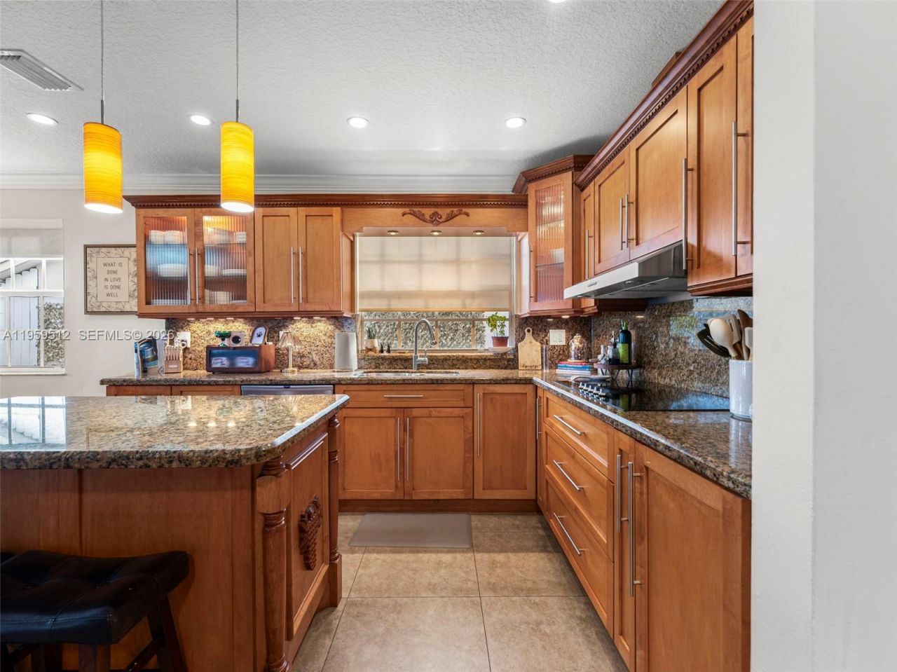 951 SW 124th Ct, Miami, FL 33184 Photo