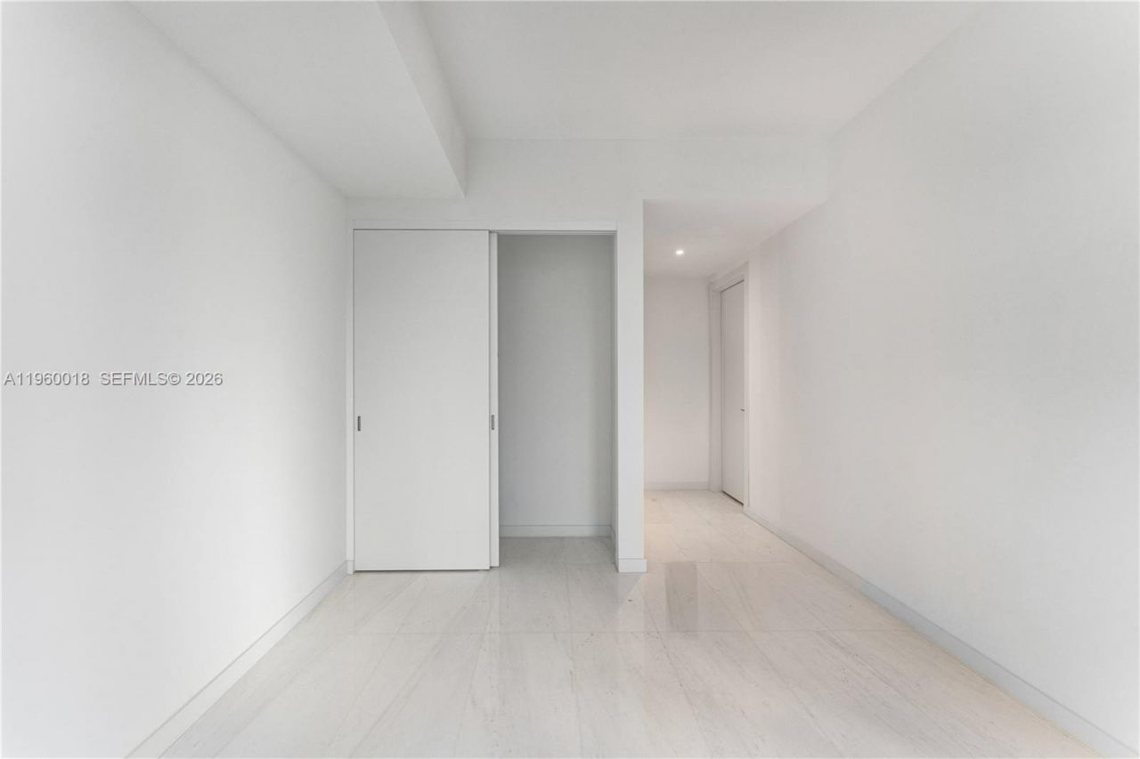 300 Biscayne Blvd Way, Unit 2009, Miami, FL 33131 Photo