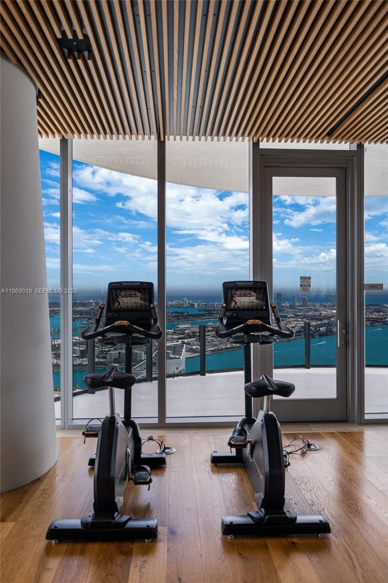 300 Biscayne Blvd Way, Unit 2009, Miami, FL 33131 Photo