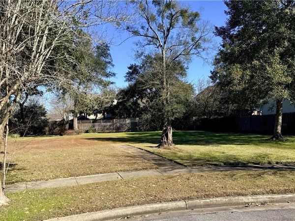 2551 Muir Woods Court S, Mobile, AL 36693