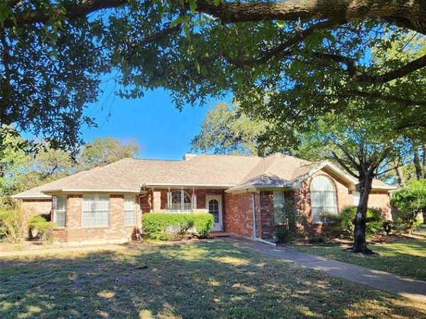 123 Park Lane, Golinda, TX 76655