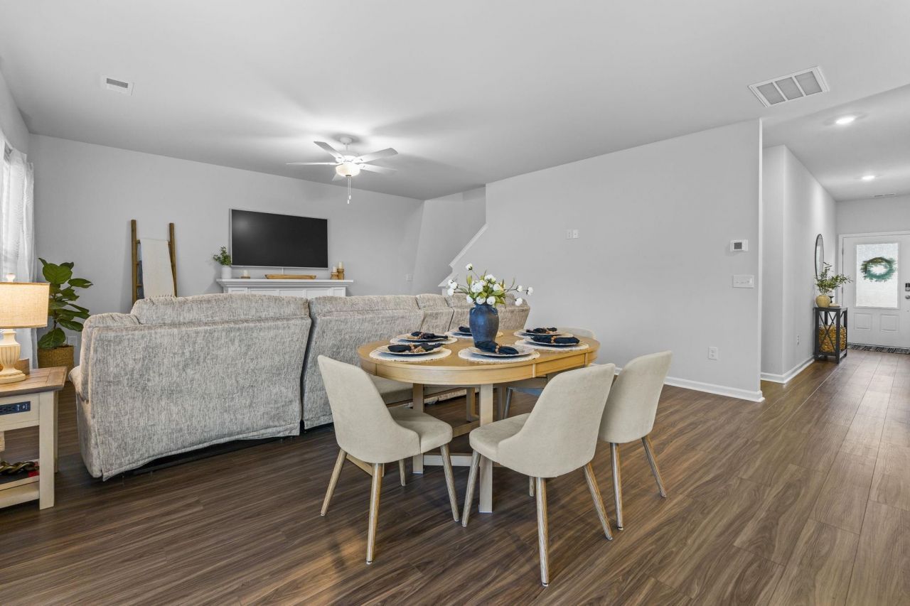 130 Hancher Dr. Photo 12