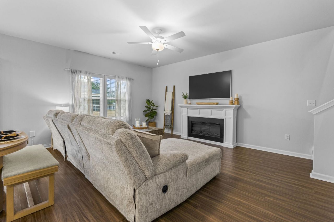 130 Hancher Dr. Photo 13