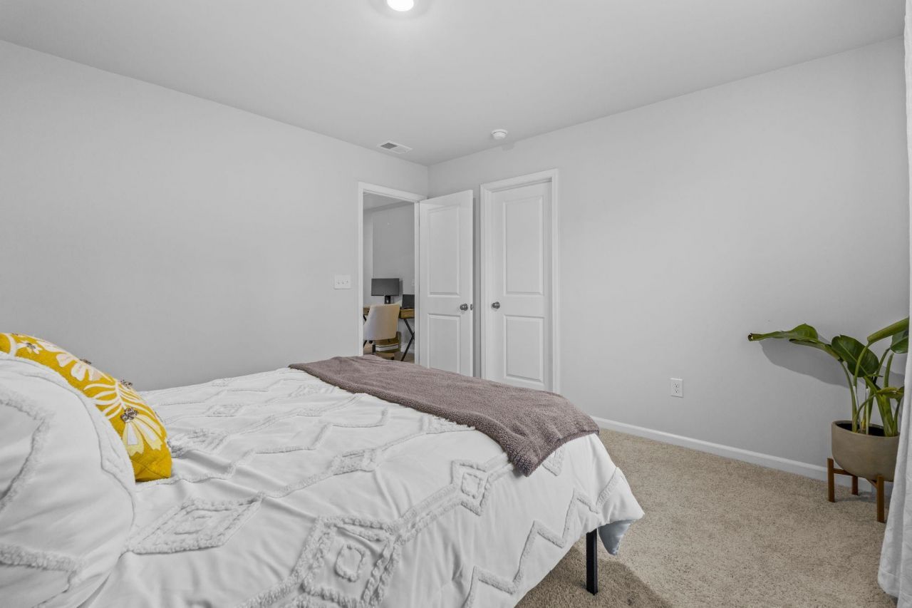 130 Hancher Dr. Photo 33