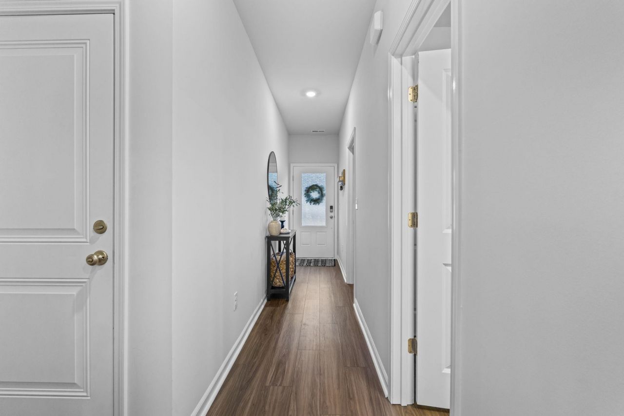 130 Hancher Dr. Photo 4