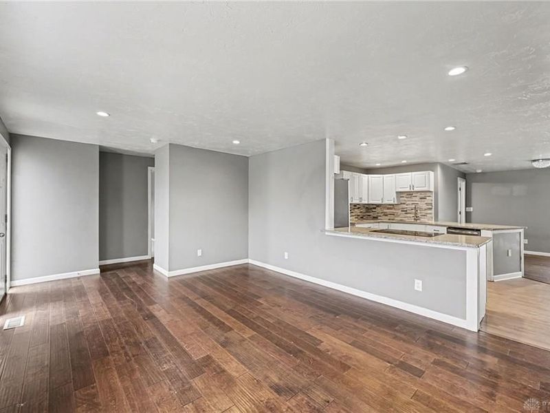 1028 Hazel Avenue, Englewood, OH 45322 Photo 4