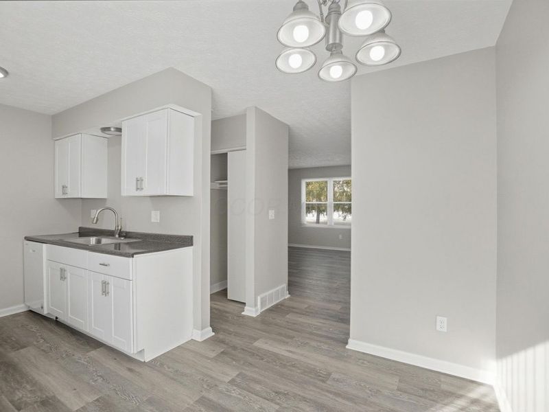 5730 Crossing Court, Unit 1, Columbus, OH 43231 Photo 11