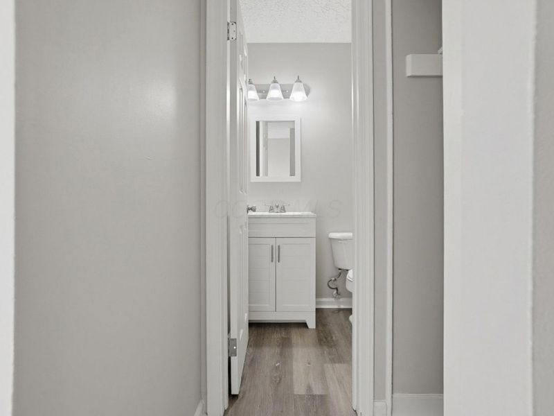 5730 Crossing Court, Unit 1, Columbus, OH 43231 Photo 17