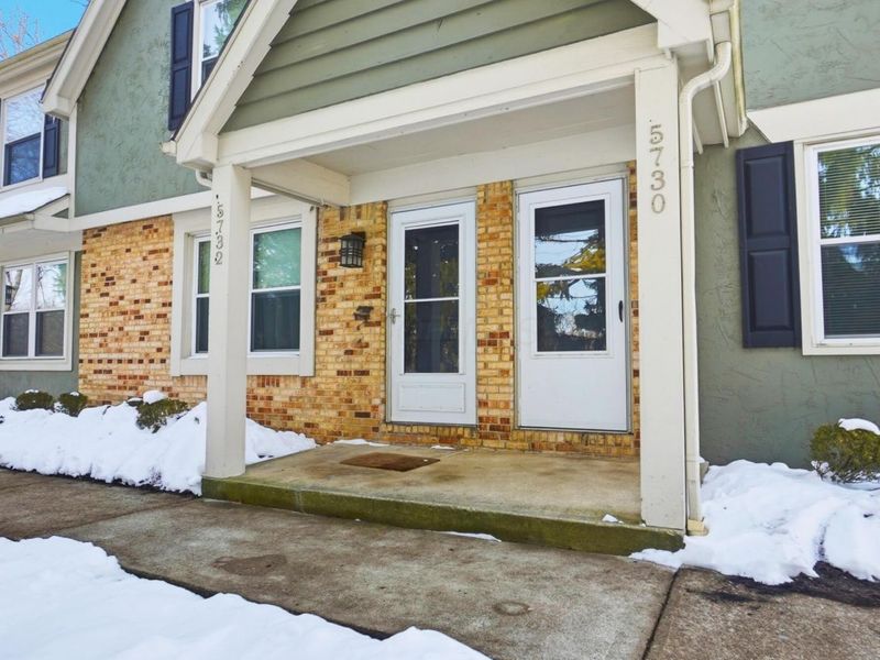 5730 Crossing Court, Unit 1, Columbus, OH 43231 Photo 3