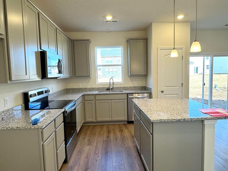 330 Honeysuckle Street, Unit Lot 328, South Bloomfield, OH 43103 Photo 4