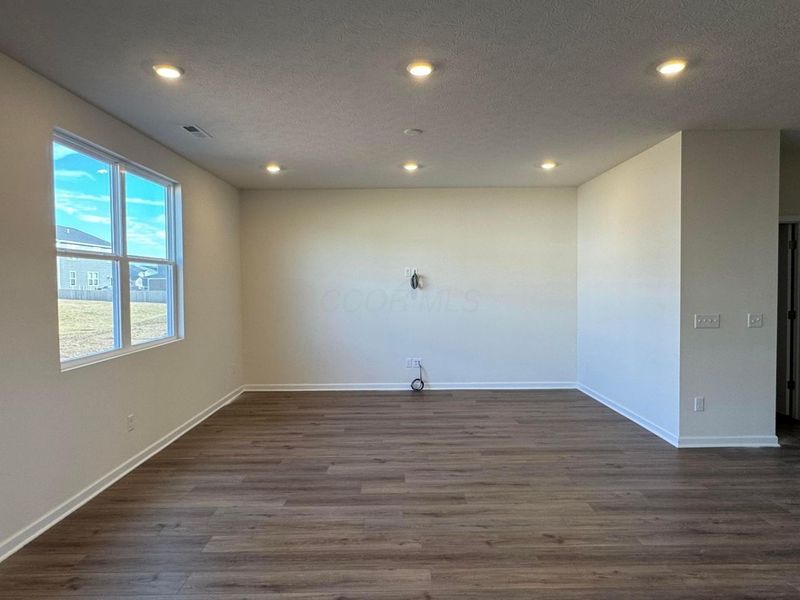 330 Honeysuckle Street, Unit Lot 328, South Bloomfield, OH 43103 Photo 8