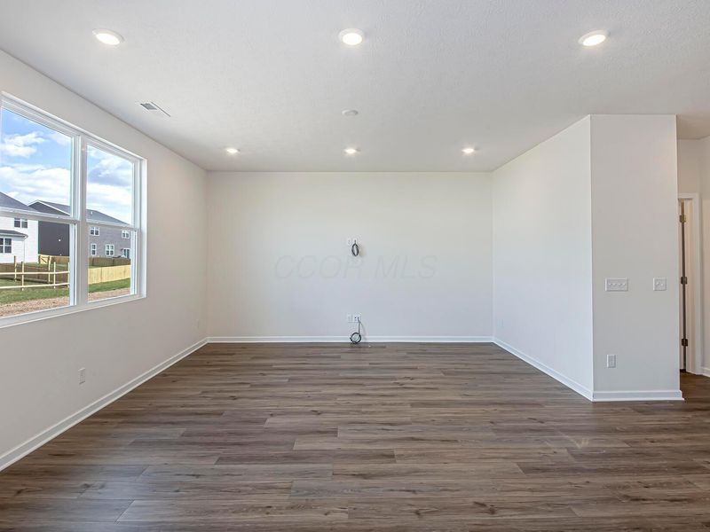 330 Honeysuckle Street, Unit Lot 328, South Bloomfield, OH 43103 Photo 9