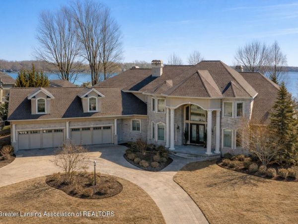 6299 Quail Street, Haslett, MI 48840