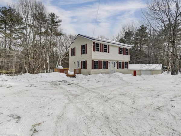 614 King Street, Oxford, ME 04270