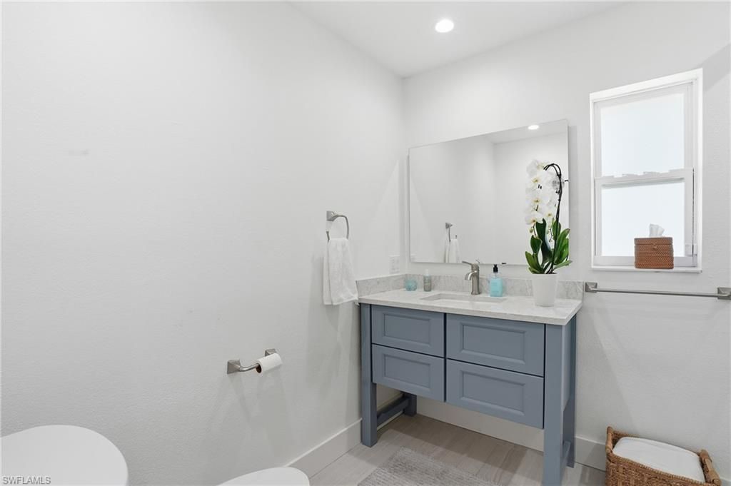 4833 Regal Dr, Bonita Springs, FL 34134 Photo